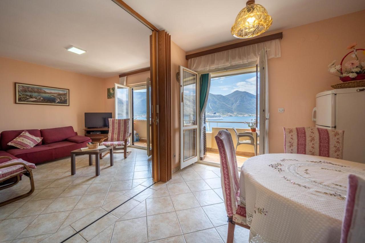 קוטור Seaside Serenity: 2-Bedroom Apartment With Boka Bay View מראה חיצוני תמונה