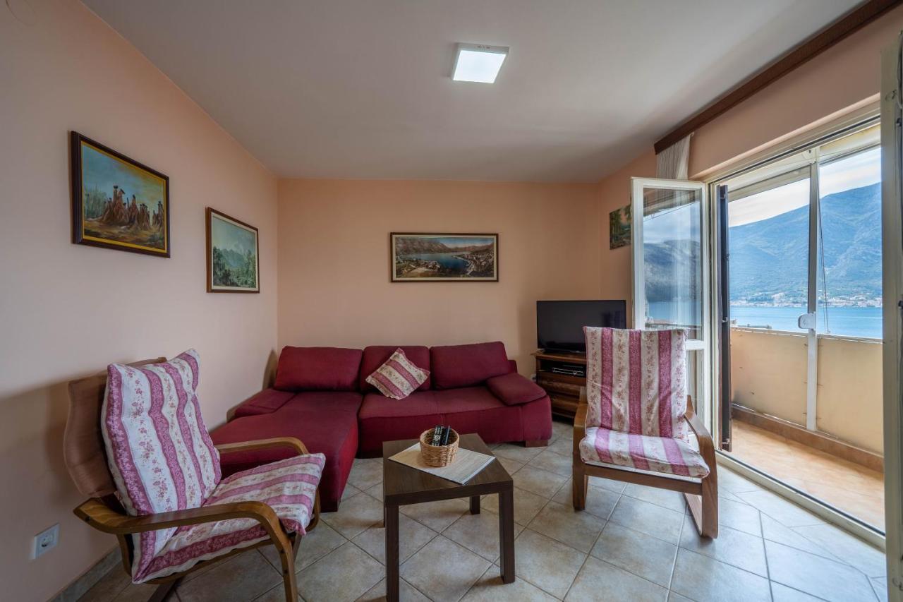 קוטור Seaside Serenity: 2-Bedroom Apartment With Boka Bay View מראה חיצוני תמונה