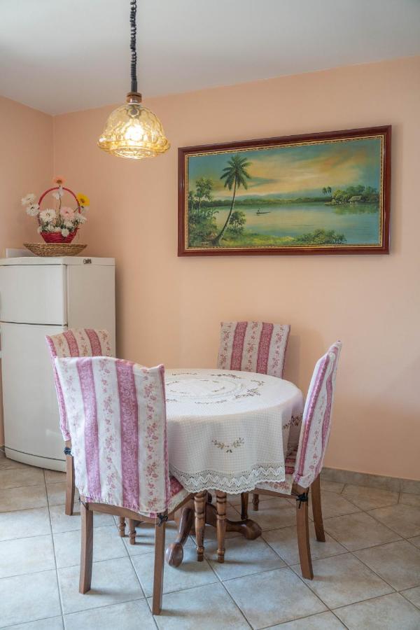 קוטור Seaside Serenity: 2-Bedroom Apartment With Boka Bay View מראה חיצוני תמונה